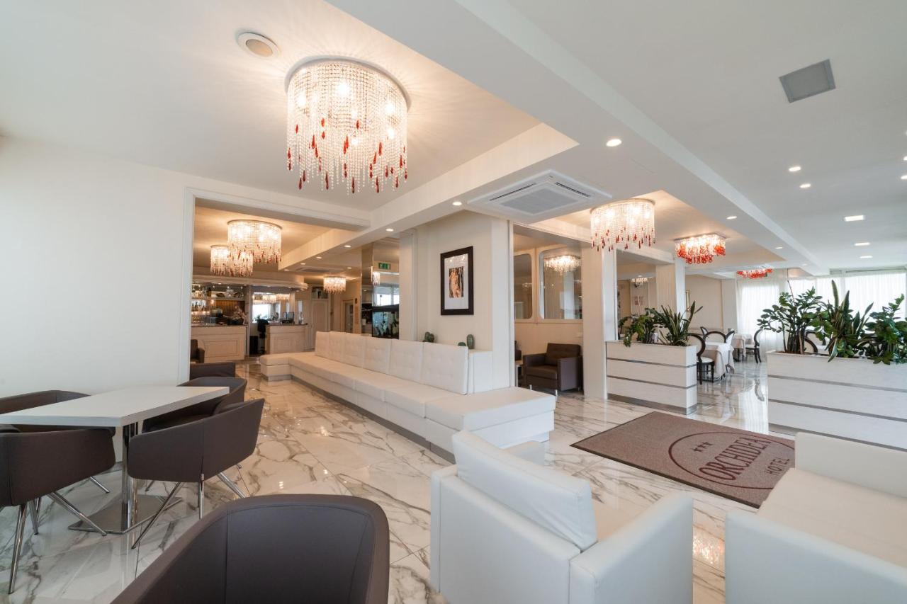 Hotel Orchidea Червія Екстер'єр фото