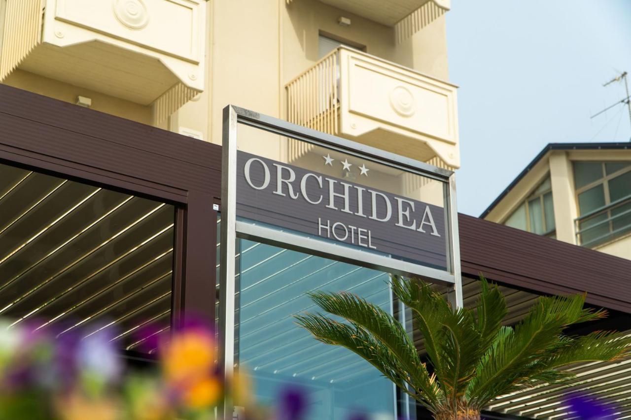 Hotel Orchidea Червія Екстер'єр фото