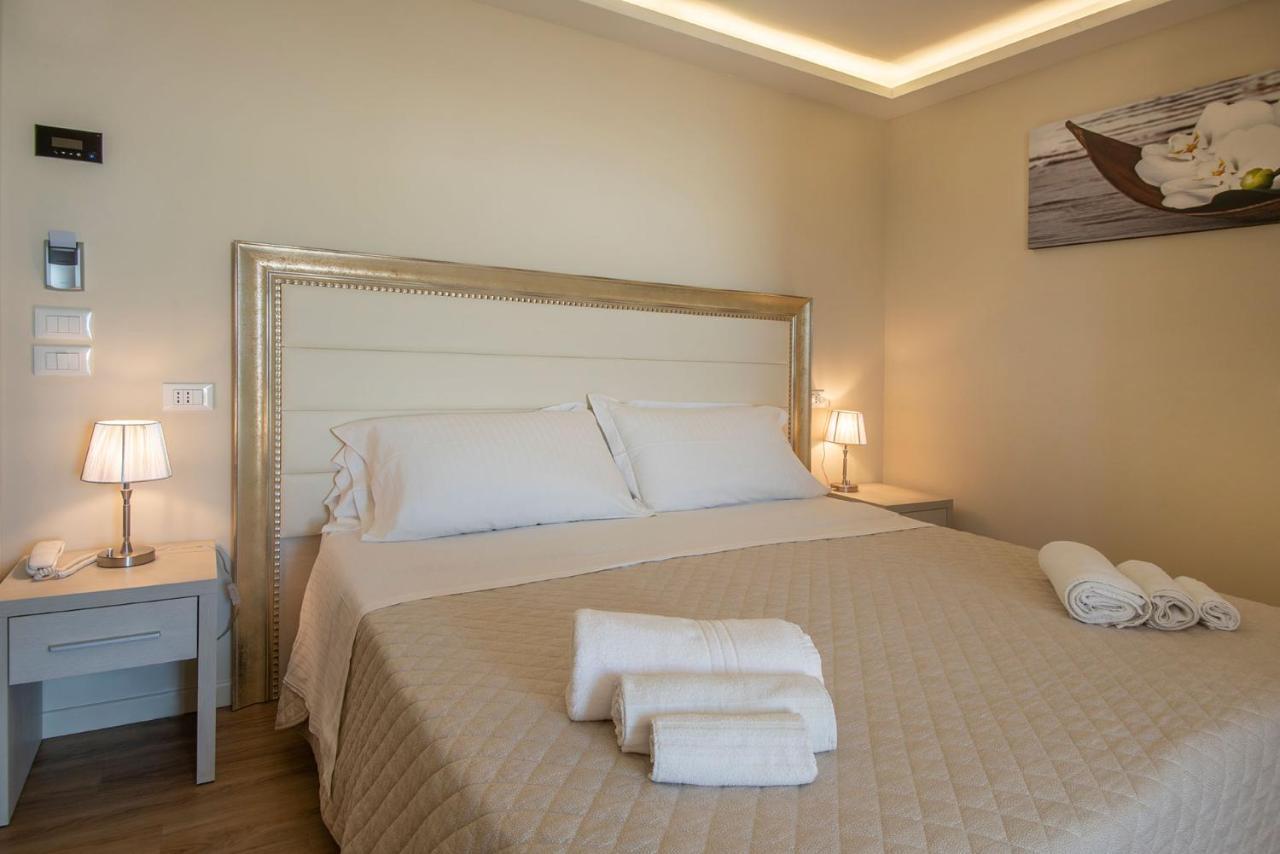 Hotel Orchidea Червія Екстер'єр фото